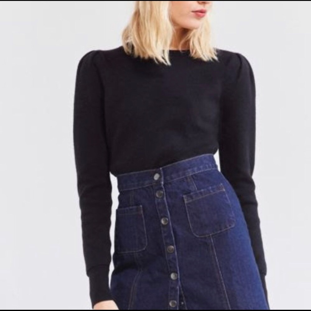 Black puffed shoulder sweater